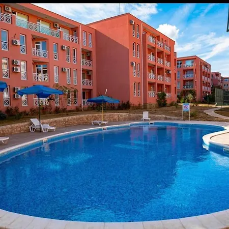 In Sunny Day 6 Complex Слънчев бряг