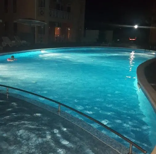 In Sunny Day 6 Complex * Солнечный берег