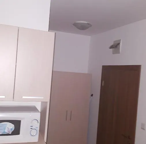 In Sunny Day 6 Complex * Солнечный берег