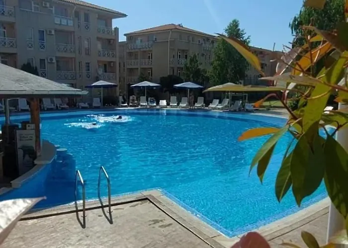 In Sunny Day 6 Complex Отель *