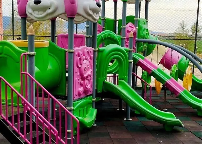 In Sunny Day 6 Complex *