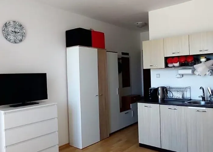 In Sunny Day 6 Complex Hotel *